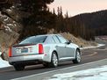 Cadillac STS 2005 года