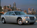 Chrysler 300C 2004 года