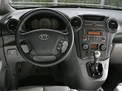 Kia Carens 2006 года