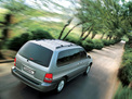 Kia Carnival 2002 года