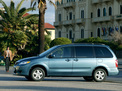 Mazda MPV 2002 года