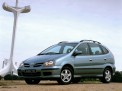 Nissan Almera Tino