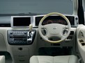 Nissan Elgrand 2002 года