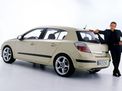 Opel Astra 2004 года