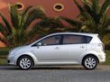 Toyota Corolla Verso 2004 года