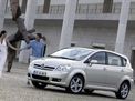 Toyota Corolla Verso 2004 года