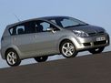 Toyota Corolla Verso 2004 года