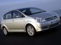 Toyota Corolla Verso 2004 года