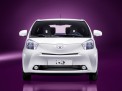 Toyota iQ