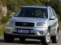 Toyota RAV4 2003 года