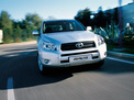 Toyota RAV4 2005 года