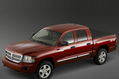 Dodge Dakota 2008 года