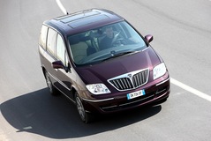 Lancia Phedra 2008 года