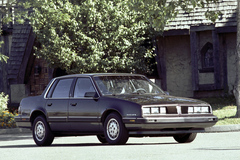 Pontiac 6000 1983 года