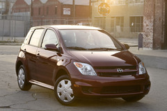 Scion xA 2006 года