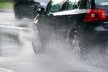 8 правил как ездить по дороге в дождь