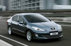 Дуэль между Ford Focus 3 и Peugeot 408. Кто победит?