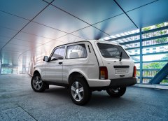 Усовершенствованная модель автомобиля Lada 4x4