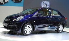 Honda произвела «праздничный выпуск» автомобилей Amaze and Mobilio