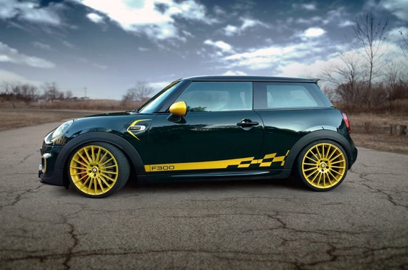 Cooper JCW F300 Manhart