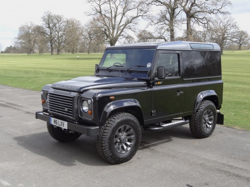 Land Rover Defender 110 LXV