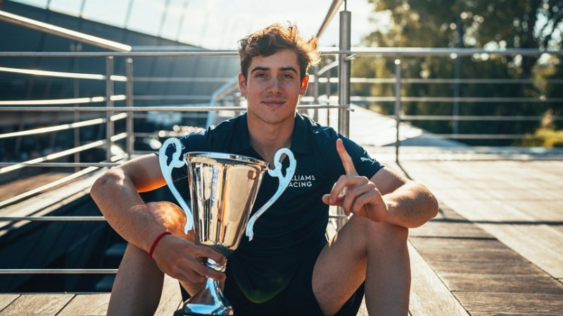 Колапинто обрушился на Стролла: «Он постоянно выбивает людей» Колапинто обрушился на Стролла: «Он постоянно выбивает людей»