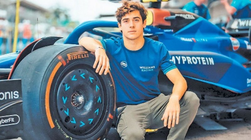 Колапинто обрушился на Стролла: «Он постоянно выбивает людей» Колапинто обрушился на Стролла: «Он постоянно выбивает людей»